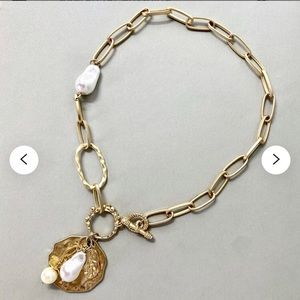Gold pleated fresh water pearl necklace